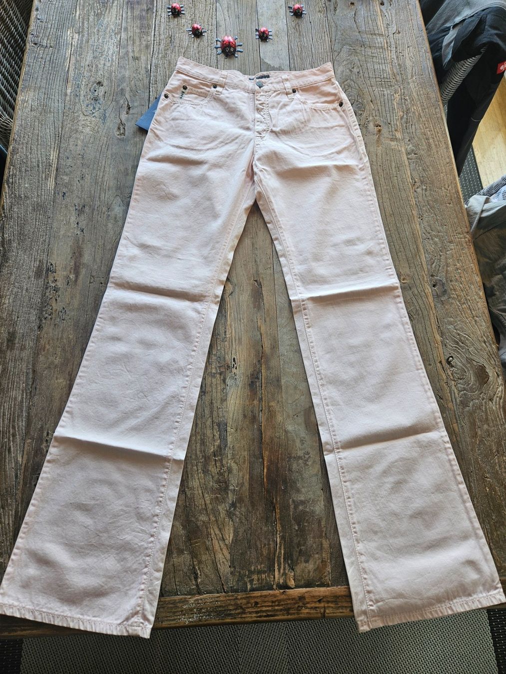 Armani Hosen: Armani Jeans Hose Rosa 26 – Neu (gemäss Beschreibung) aus Luzern von schuhparadies159